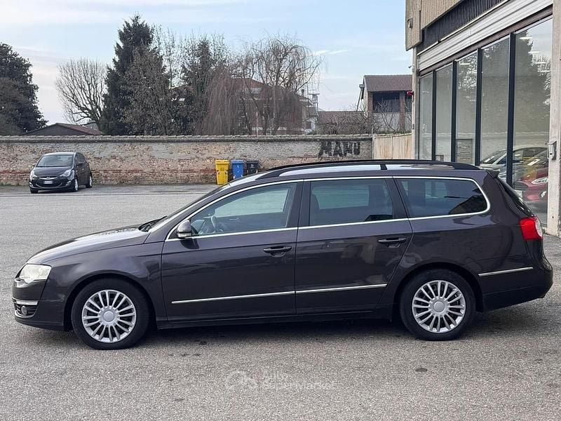 Usata VW Passat Comfortline 140 CV (102 kW) 2009 Grigio Station wagon