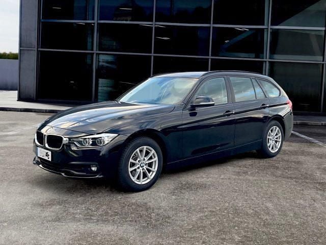 Usata BMW 316 Sport Line 116 CV (85 kW) 2019 Nero Station wagon