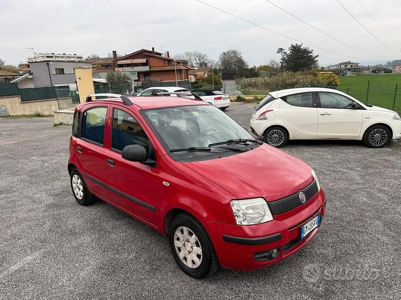 Usata Fiat Panda Classica 69 CV (50 kW) 2012 Rosso Utilitaria