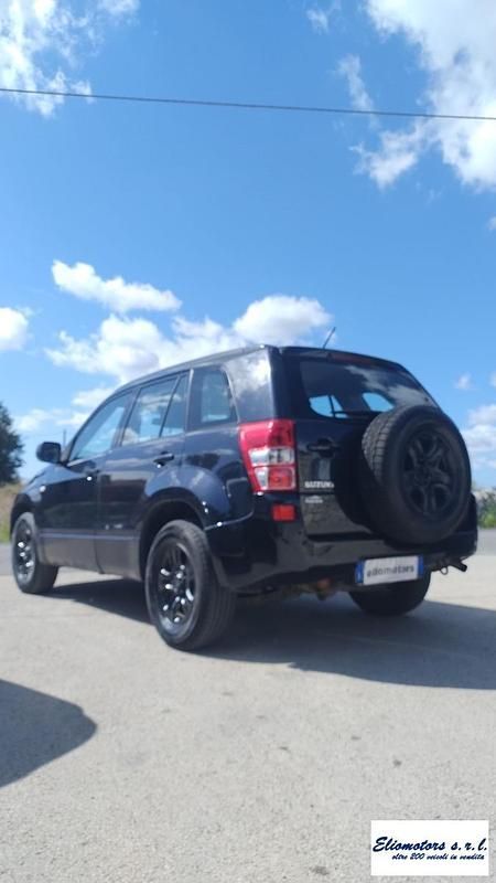 Usata Suzuki Grand Vitara 129 CV (94 kW) 2010 Nero