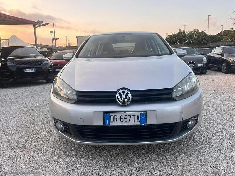 Usata VW Golf VI Comfortline 101 CV (74 kW) 2008 Grigio Utilitaria