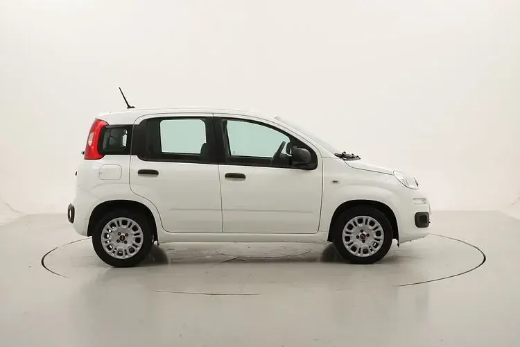 Begagnad Fiat Panda Easy 69 HK (50 kW) 2020 Halvkombi