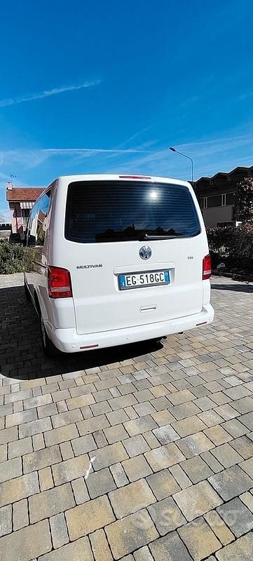 Usata VW T5 140 CV (102 kW) 2011 Bianco Furgone