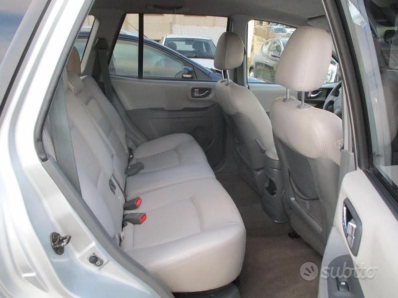 Usata Hyundai Santa Fe Dynamiq 150 CV (110 kW) 2006 Grigio SUV