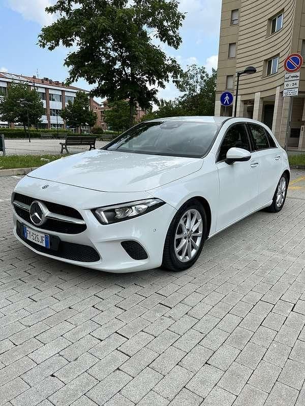 Usata Mercedes A180 116 CV (85 kW) 2019 Berlina