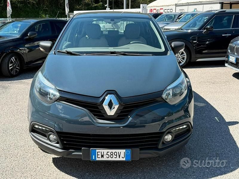 Usata Renault Captur 90 CV (66 kW) 2014 Blu SUV