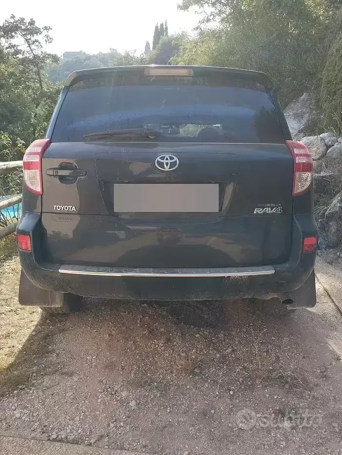 Usata Toyota RAV4 Multidrive S 158 CV (116 kW) 2011 Nero SUV