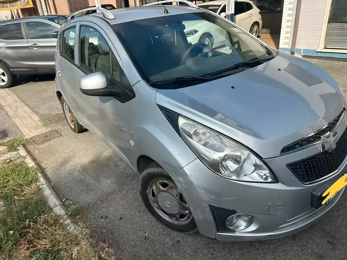 Usata Chevrolet Spark LS 68 CV (50 kW) 2011 Argento Utilitaria