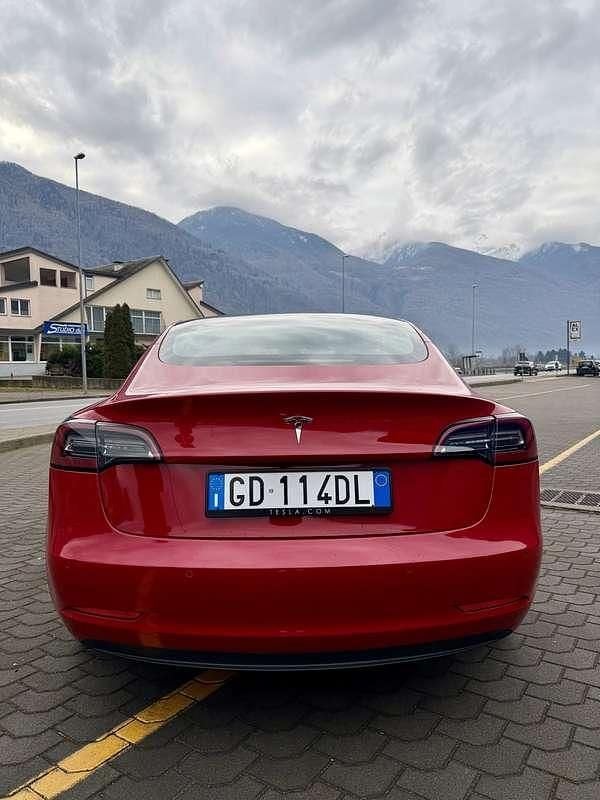 Usata Tesla Model 3 Standard Range 88 kW (120 CV) 2020 Berlina