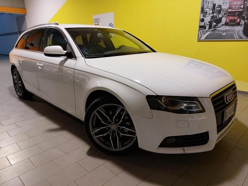 Bianco Usata 2011 Audi A4 Ambiente Station wagon | 4300 € (Super prezzo) - Immagine 1/4