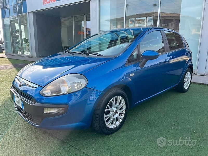 Usata Fiat Punto Evo 2011 Blu Utilitaria
