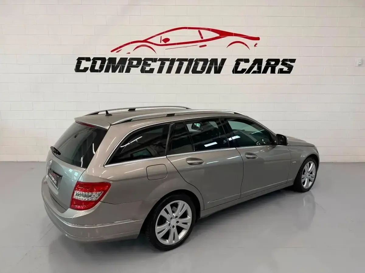 Usata Mercedes C200 Avantgarde 136 CV (100 kW) 2008 Argento Berlina