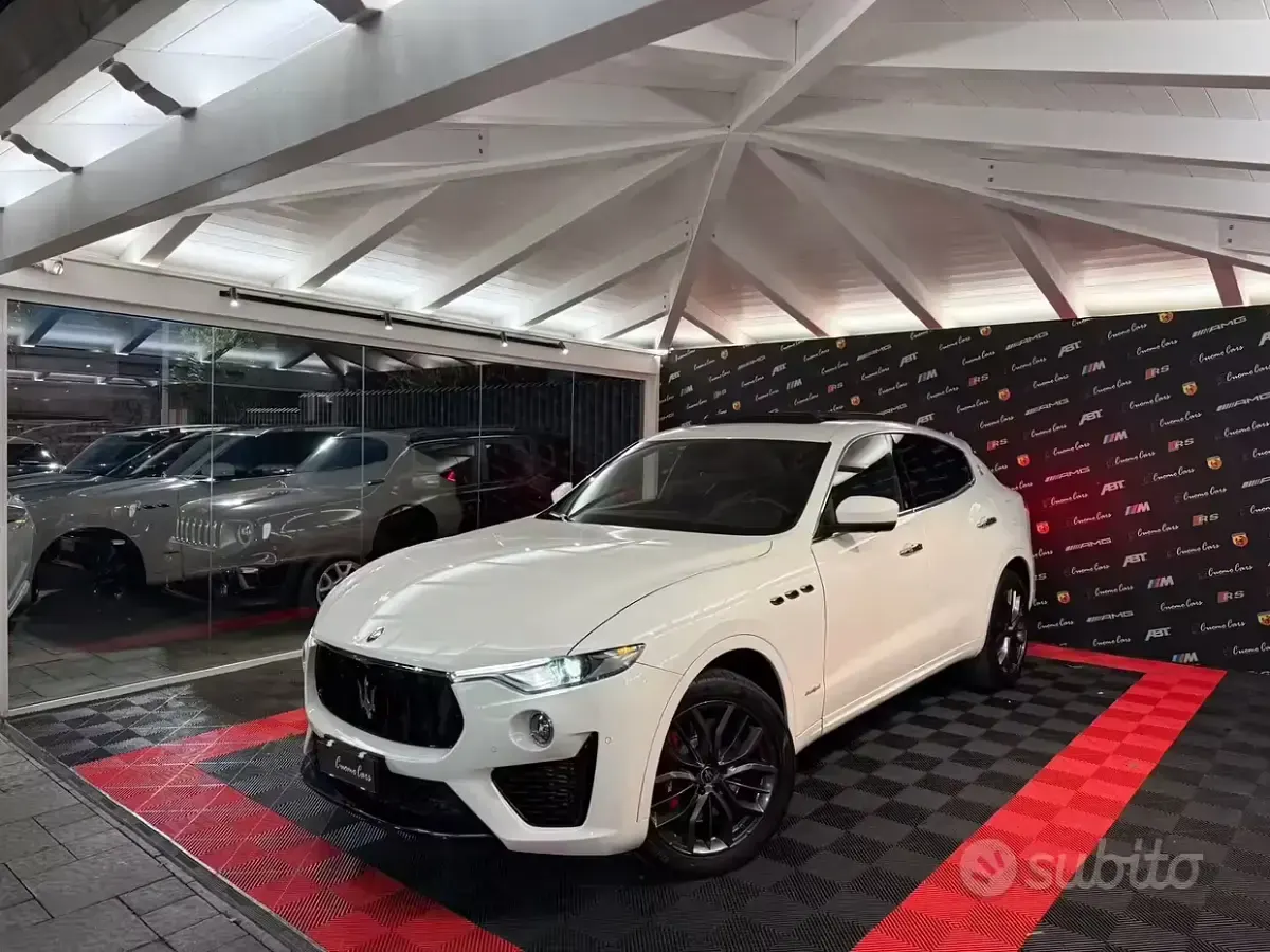 Usata Maserati GranSport 275 CV (202 kW) 2019 Station wagon