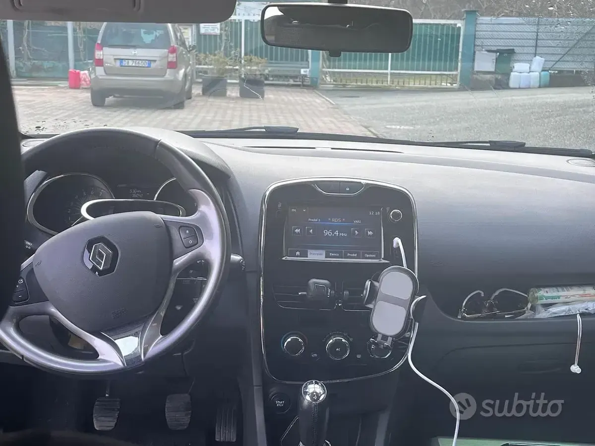 Usata Renault Clio IV 73 CV (53 kW) 2014 Bianco Berlina