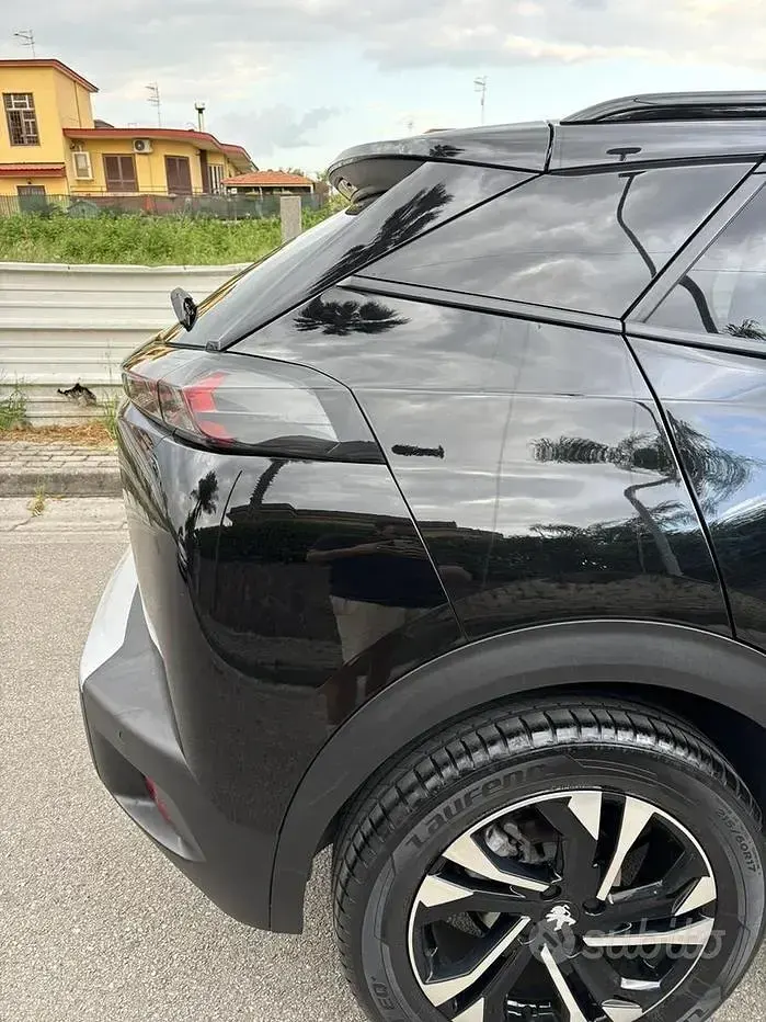 Brugt Peugeot 2008 Allure 131 HK (96 kW) 2020 Sort SUV