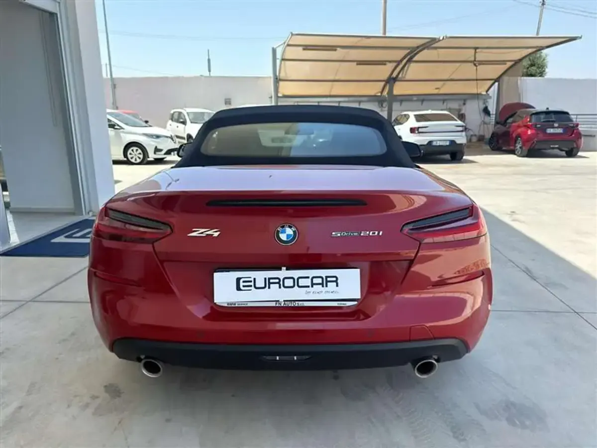 Usata BMW Z4 Advantage 197 CV (144 kW) 2022 Rosso / apple red Cabrio