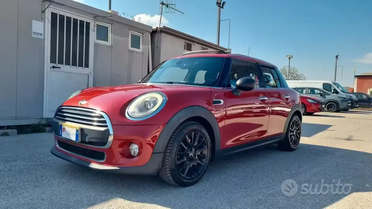 Usata Mini One D Hype 95 CV (69 kW) 2017 Rosso Utilitaria