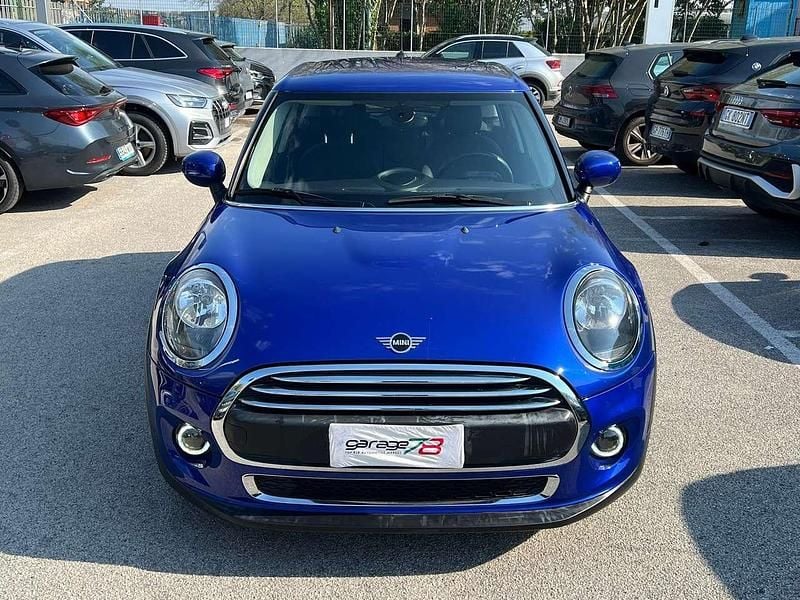 Usata Mini ONE Business 102 CV (75 kW) 2020 Blu metallizzato Utilitaria