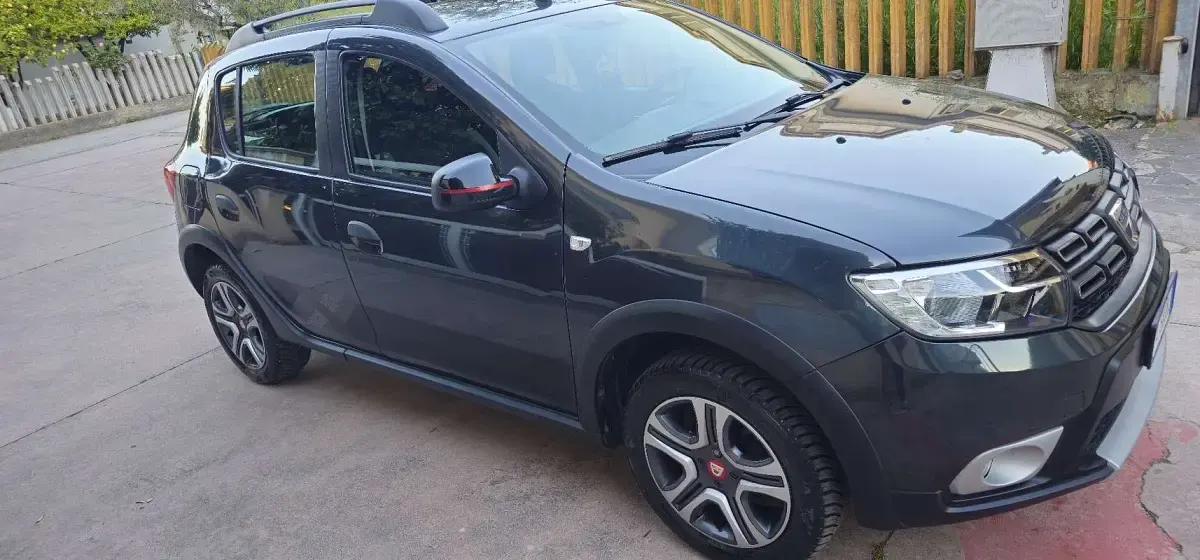 Usata Dacia Sandero Stepway 90 CV (66 kW) 2019 Berlina