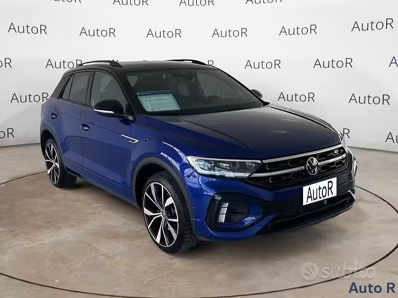 Usata VW T-Roc R-line 150 CV (110 kW) 2023 Blu/azzurro SUV