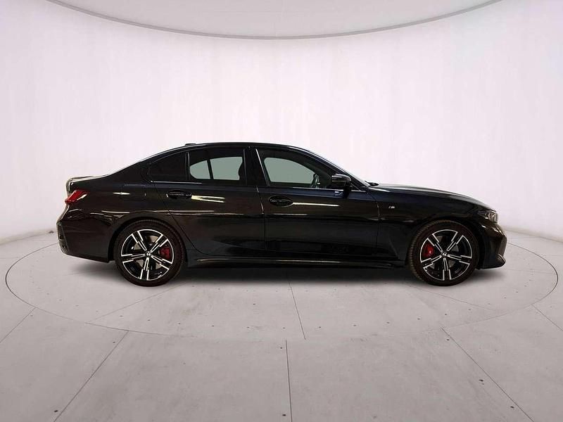 Usata BMW 320 M Sport 190 CV (139 kW) 2025 Black sapphire Berlina