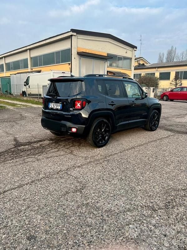 Usata Jeep Renegade Night Eagle 120 CV (88 kW) 2020 Nero SUV