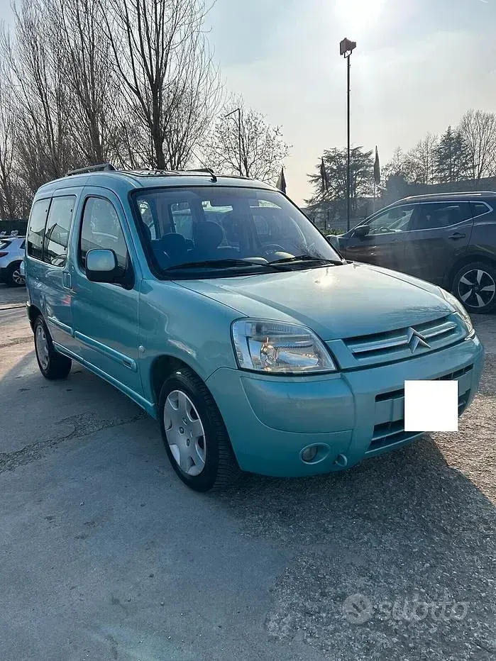 Usata Citroën e-Berlingo 90 CV (66 kW) 2004 Blu Monovolume