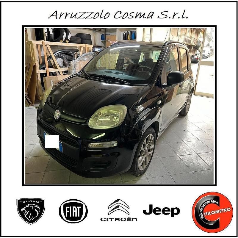 Usata Fiat Panda Lounge 74 CV (54 kW) 2012 Nero Utilitaria