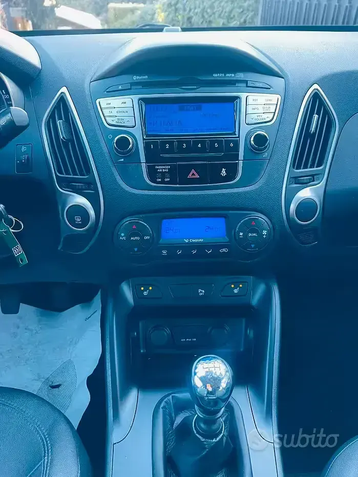 Usata Hyundai ix35 115 CV (84 kW) 2013 Bluazzurro SUV