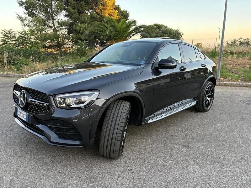 Usata Mercedes GLC300 269 CV (197 kW) 2023 Nero SUV