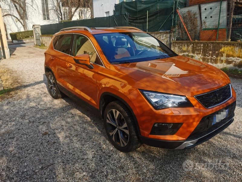 Usata Seat Ateca 4Drive 190 CV (139 kW) 2016 Arancione SUV