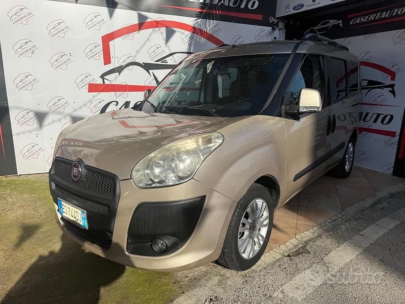 Usata Fiat Doblò 119 CV (87 kW) 2013 Marrone Monovolume
