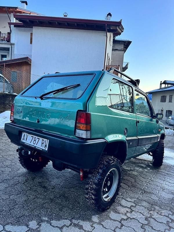 Usata Fiat Panda Trekking 54 CV (39 kW) 1998 Berlina