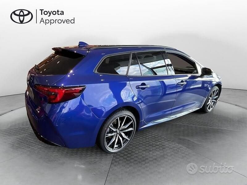 Nuova Toyota Corolla Sport 140 CV (102 kW) 2025 Blu Station wagon