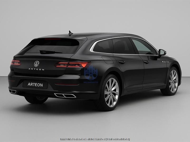 Usata VW Arteon R-line 200 CV (147 kW) 2023 Nero Berlina