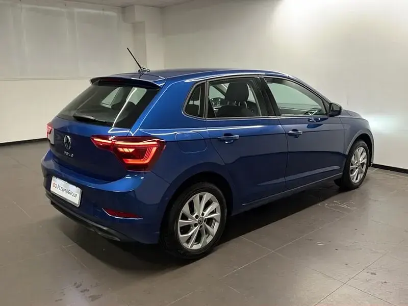 Usata VW Polo Style 95 CV (69 kW) 2025 Blu Utilitaria