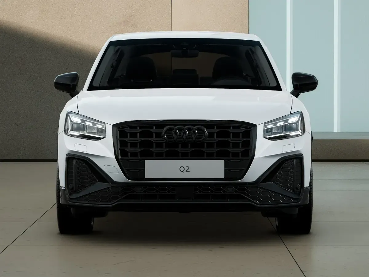Nuova Audi Q2 S-Line 2026 Bianco ghiacciaio metallizzato SUV