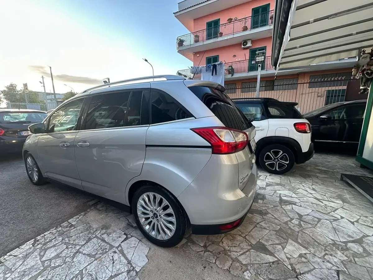 Usata Ford C-MAX Titanium 115 CV (84 kW) 2011 Grigio Monovolume