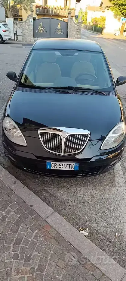 Usata Lancia Ypsilon 60 CV (44 kW) 2005 Utilitaria
