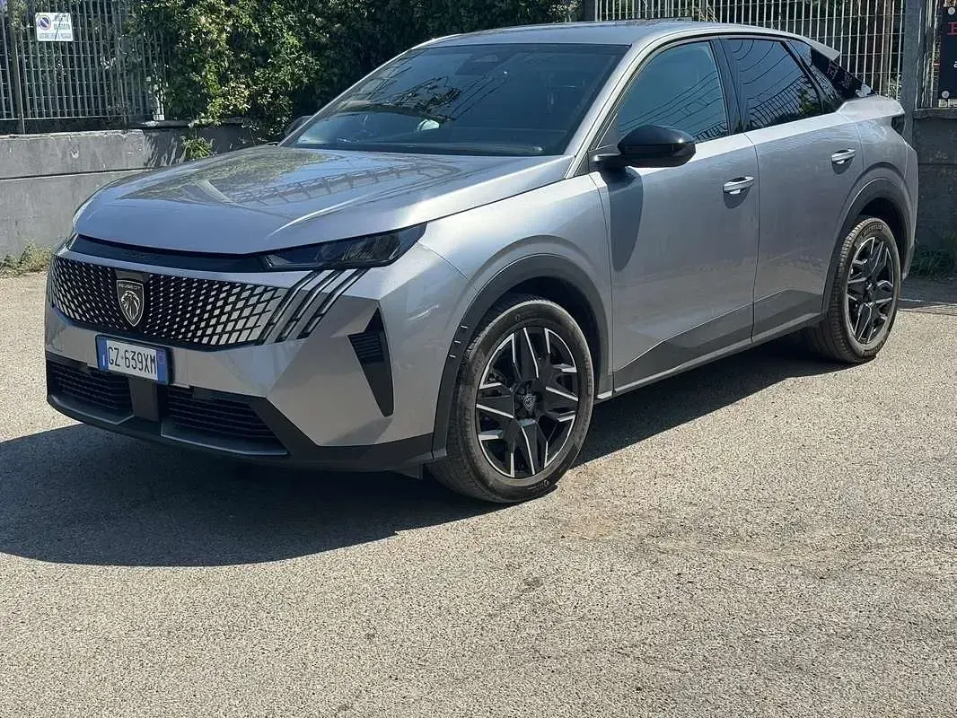Usata Peugeot 3008 Allure 136 CV (100 kW) 2025 SUV