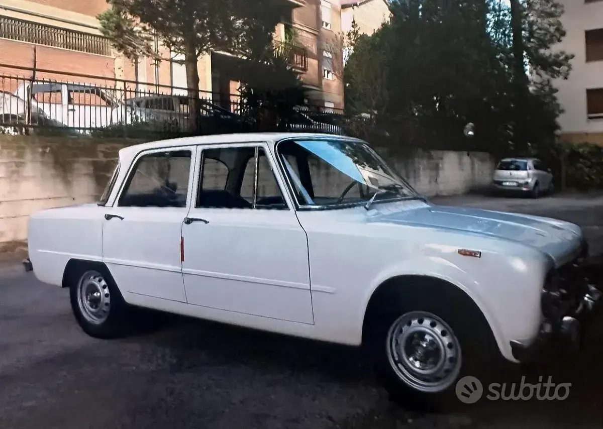 Usata Alfa Romeo Giulia Super 82 CV (60 kW) 1970