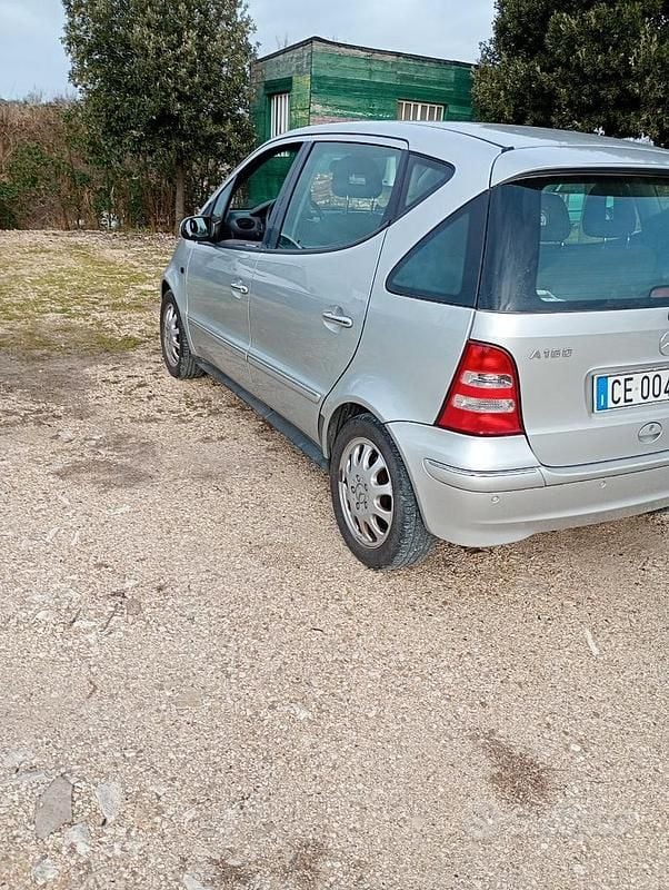 Usata Mercedes A160 102 CV (75 kW) 2003 Grigio Berlina