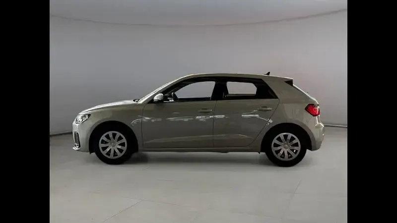Occasion Audi A1 Sportback Business 116 ch (85 kW) 2025 Gris Citadine