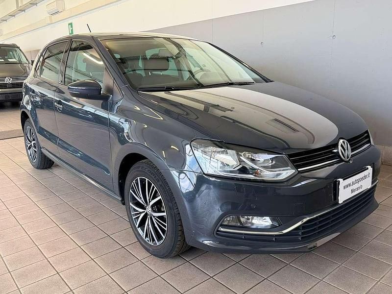 Usata VW Polo Allstar 90 CV (66 kW) 2017 Grigio Berlina