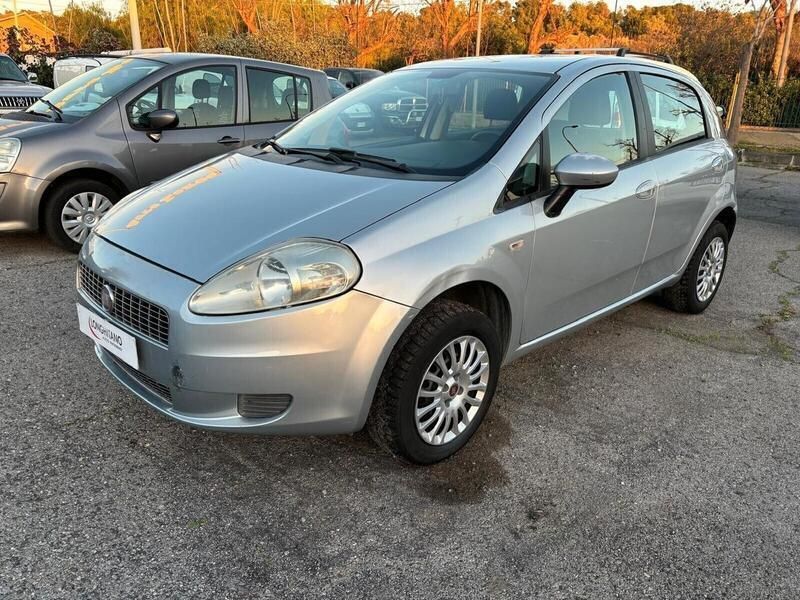 Usata Fiat Grande Punto 60 CV (44 kW) 2009 Grigio Utilitaria
