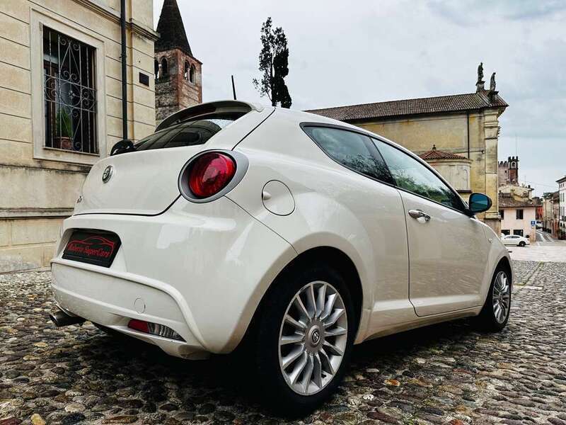 Usato 2014 Alfa Romeo MiTo 1.2 Diesel 84 CV (6.800 €)
