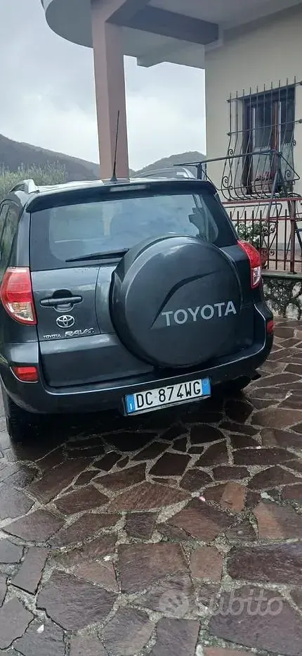 Usata Toyota RAV4 2006 Nero SUV