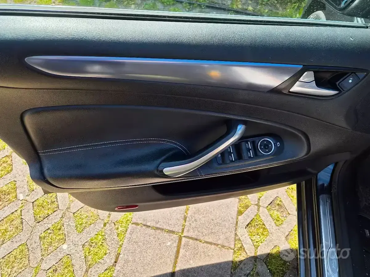 Usata Ford Mondeo Titanium 163 CV (119 kW) 2012 Berlina