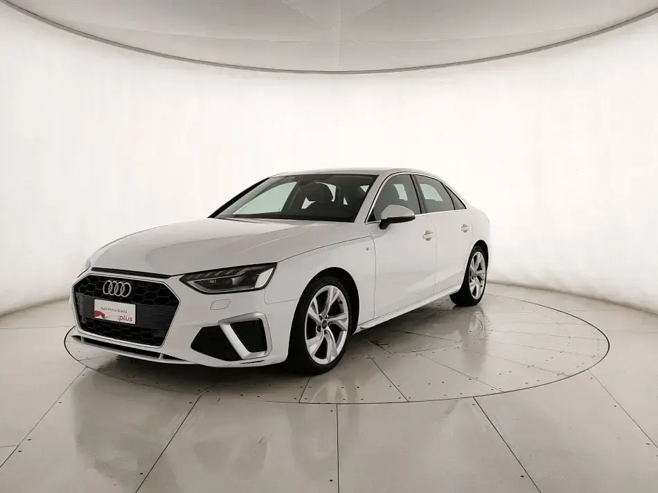 Usata Audi A4 S-Line 163 CV (119 kW) 2024 Berlina