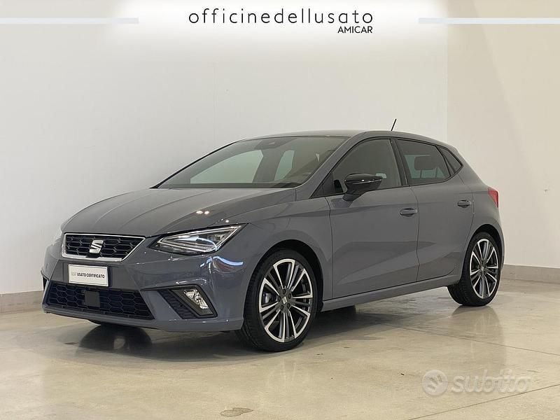 Usata Seat Ibiza 95 CV (69 kW) 2024 Grigio graphene Utilitaria